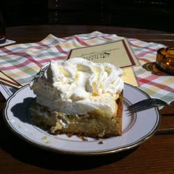 Gasthaus Holzheu - Rhabarberkuchen!!
