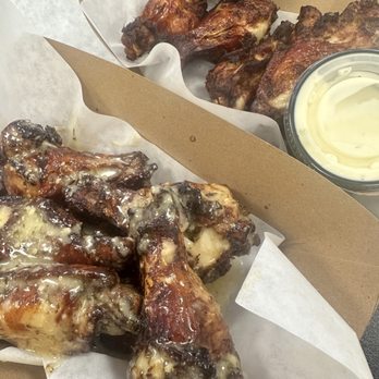 Mr. Wingz - Chicken wings - Chicken Wings Near Me - Overland Park, Kansas