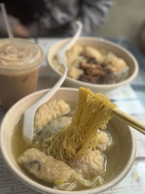 Maxi's Noodle by null