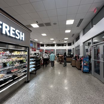 Wawa - Convenience Stores Near Me - Tampa, Florida