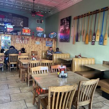 Paw-Paw's Catfish House - Seafood Near Me - Bastrop, Texas
