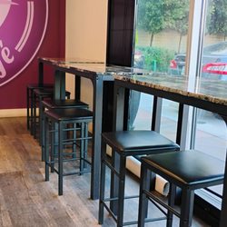Beach Bowls Acai Cafe - Seating  02-01-2025