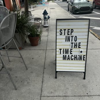 Dr Drips Coffee Lounge - time to drip - Coffee & Tea Near Me - Orlando, Florida