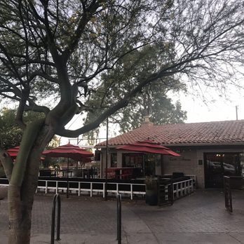Vero Amore - Swan - Plenty of outside seating! - Pizza Near Me - Tucson, Arizona