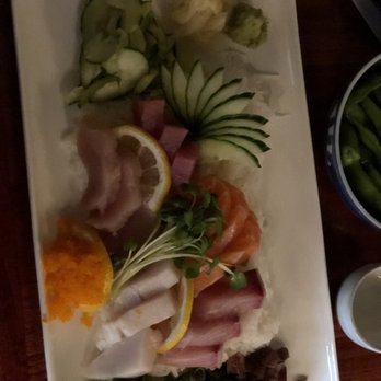 OTORO - Chirashi Bowl on a plate - Sushi Bars Near Me - Healdsburg, California OTORO - Chirashi Bowl on a plate - Sushi Bars Near Me - Healdsburg, California