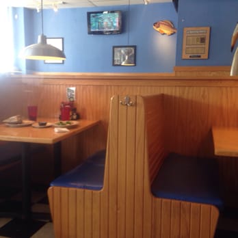 Chesapeake Grille & Deli - Seating area - American Near Me - Dunkirk, Maryland Chesapeake Grille & Deli - Seating area - American Near Me - Dunkirk, Maryland