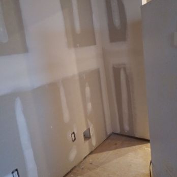 Hernandez Drywall - Drywall Installation & Repair Near Me - whiteville, North Carolina