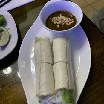 Pho Le Nguyen - C2. Vegetarian Salad Roll (2) (Goi Cuon Chay) - Noodles Near Me - Portland, Oregon
