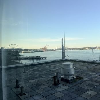 Seattle Marriott Waterfront - Pier view. Roof with dirt and weed - Hotels Near Me - Seattle, Washington Seattle Marriott Waterfront - Pier view. Roof with dirt and weed - Hotels Near Me - Seattle, Washington