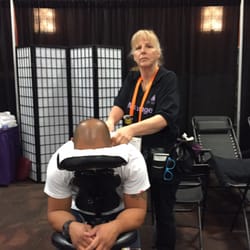 Glenda Slatkin, LMT - Working on another satisfied client at WPPI