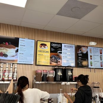 Fluffy Fluffy Dessert Cafe - Desserts Near Me - Orlando, Florida Fluffy Fluffy Dessert Cafe - Desserts Near Me - Orlando, Florida