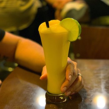 Pasapalo - Mango daiquiri - Pubs Near Me - Barcelona, B