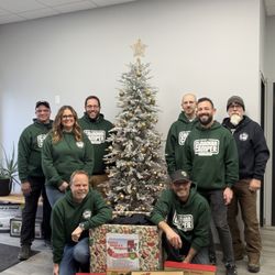 Canadian Camper - Leduc Santa's Helper