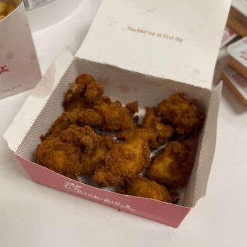 Chick-fil-A - Fast Food Near Me - Burnsville, Minnesota