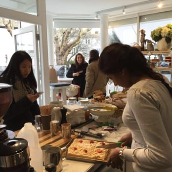 Coffeetzar - Cafes Near Me - Brighton, BNH