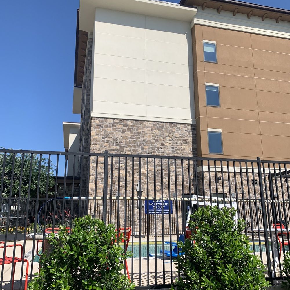 Tru by Hilton Rockwall Dallas - Pool - Hotels Near Me - Rockwall, Texas Tru by Hilton Rockwall Dallas - Pool - Hotels Near Me - Rockwall, Texas