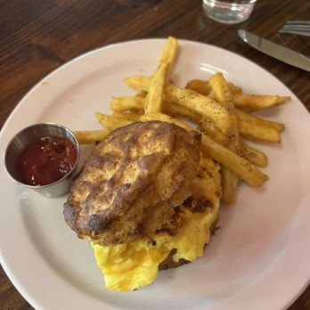 Regina's Westside - Breakfast & Brunch Near Me - Asheville, North Carolina