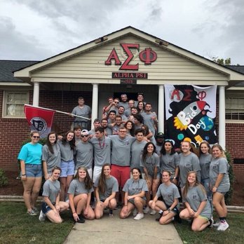 Presbyterian College - Fraternity house at PC - Colleges & Universities Near Me - Clinton, South Carolina Presbyterian College - Fraternity house at PC - Colleges & Universities Near Me - Clinton, South Carolina