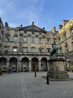 Edinburgh City Chambers by null