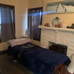 Lubrano Pain and Spine Center - Healing room