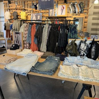 Urban Outfitters - Men's Clothing Near Me - Phoenix, Arizona Urban Outfitters - Men's Clothing Near Me - Phoenix, Arizona