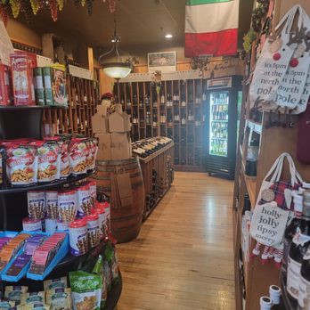 Granzella's Restaurant - Wine and goodies - Italian Near Me - Williams, California