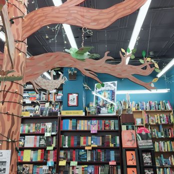 Brookline Booksmith - Cute children section - Bookstores Near Me - Brookline, Massachusetts