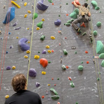 Vertical World North - Take a class to learn how belay then pass the test! Or if you have experience... take the test anyways! - Rock Climbing Near Me - Lynnwood, Washington Vertical World North - Take a class to learn how belay then pass the test! Or if you have experience... take the test anyways! - Rock Climbing Near Me - Lynnwood, Washington