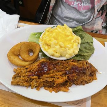 Alexis Diner - Pulled pork, macaroni and cheese onion rings - Diners Near Me - Newburgh, New York Alexis Diner - Pulled pork, macaroni and cheese onion rings - Diners Near Me - Newburgh, New York