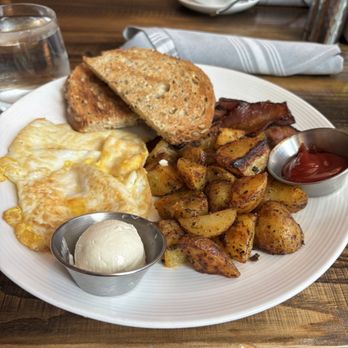 Archer Hotel Tysons - Hotels Near Me - Tysons, Virginia Archer Hotel Tysons - Hotels Near Me - Tysons, Virginia