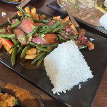 El Mono - Veggie saltado - Peruvian Near Me - El Cerrito, California