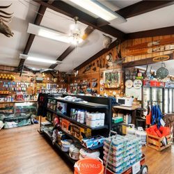 Cove RV Park And Country Store - Country store