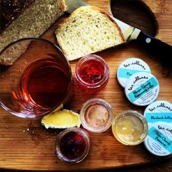 Copake Wine Works - A wine and preserves pairing? Why yes, please!