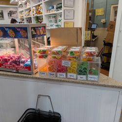 Dolle's Candyland