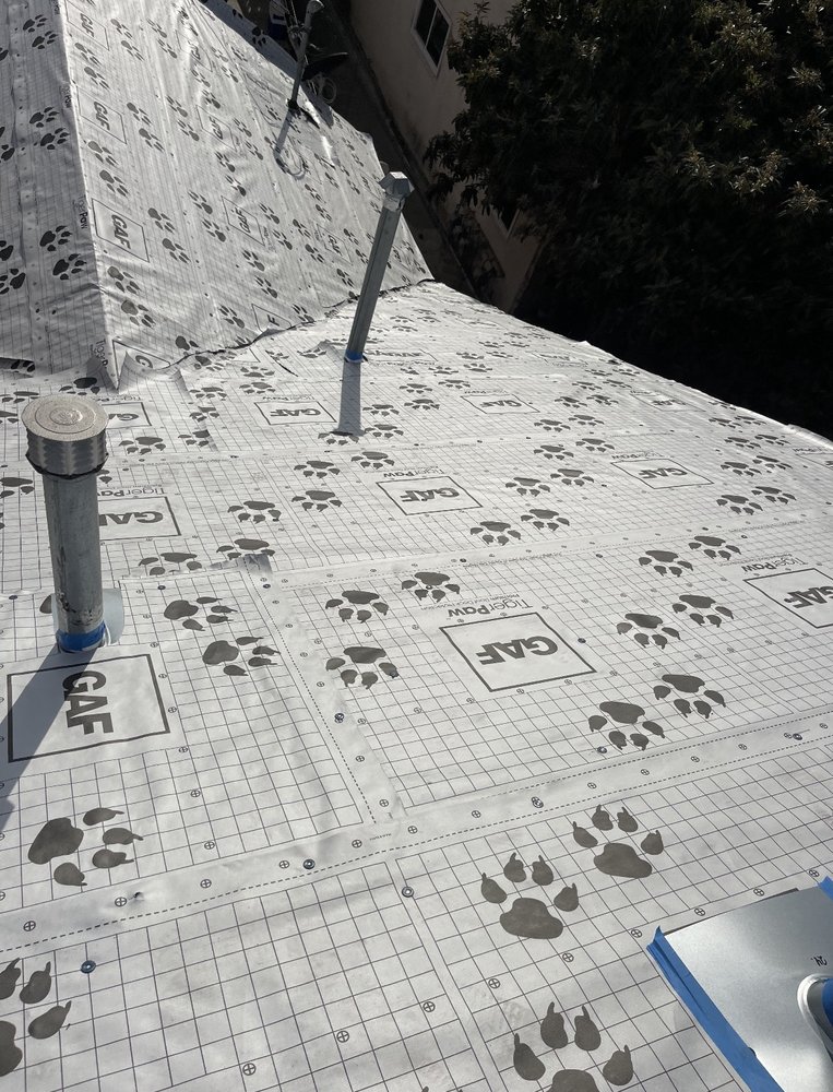 Slide of Roof Expert