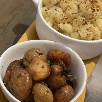 Shkodé - Mac and cheese and duck fat fried potatoes - Steakhouses Near Me - Wayland, Michigan Shkodé - Mac and cheese and duck fat fried potatoes - Steakhouses Near Me - Wayland, Michigan