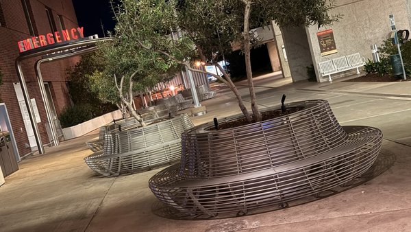 Zuckerberg San Francisco General Hospital and Trauma Center by null