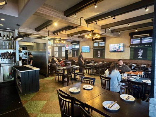 L&B Spumoni Gardens by null