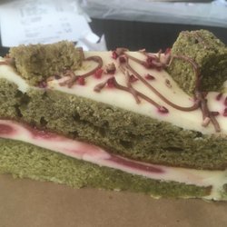 Starbucks - Matcha Cake