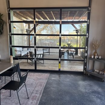 Benom Wines - Wine Tasting Room Near Me - Paso Robles, California