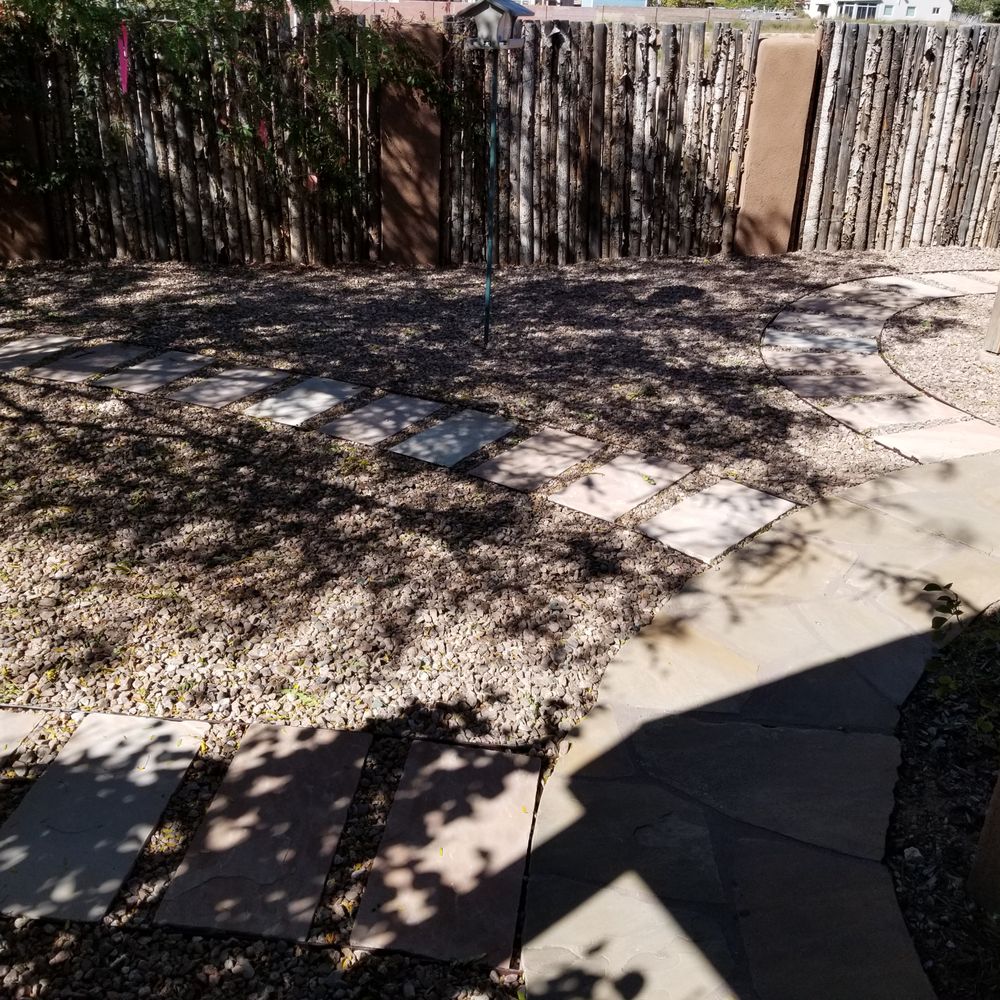 Los Primos Landscaping - side yard - Landscaping Near Me Los Primos Landscaping - side yard - Landscaping Near Me