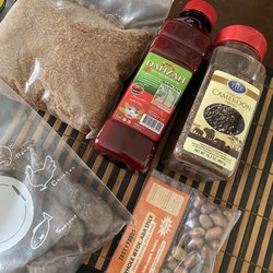 Fofana Imports African-Asian-Caribbean Mkt - Cameroon pepper, red palm oil, dried ground crayfish, whole wede, efuru, Bebe, African nutmeg, alligator pepper