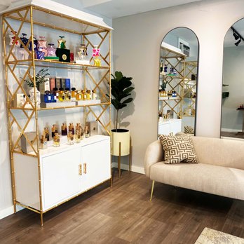Maxaroma - Cosmetics & Beauty Supply Near Me - Long Island City, New York