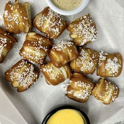 The 19th Hole - Pretzel Bites