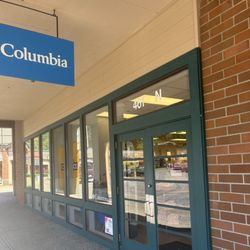 Columbia Factory Store - Exterior