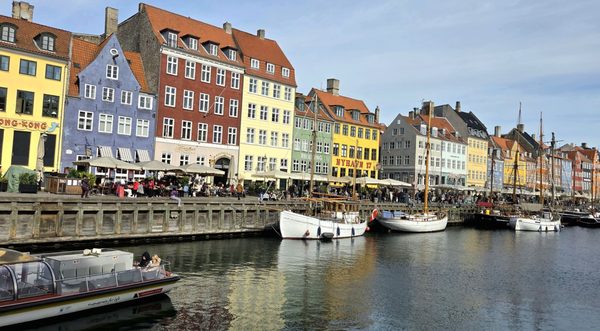 Nyhavn by null