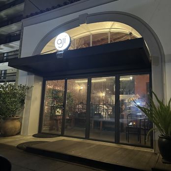 Aji Peruvian Cuisine - Exterior. Some limited metered parking in front, some limited parking in back. - Peruvian Near Me - Long Beach, California Aji Peruvian Cuisine - Exterior. Some limited metered parking in front, some limited parking in back. - Peruvian Near Me - Long Beach, California