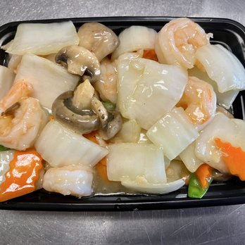 Happy Fortune Restaurant - Jumbo Shrimp with Chinese Vegetable - Chinese Near Me - Wilmington, Delaware Happy Fortune Restaurant - Jumbo Shrimp with Chinese Vegetable - Chinese Near Me - Wilmington, Delaware