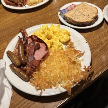 Denny's - Lumberjack Slam - American Near Me - Resaca, Georgia