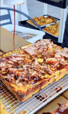 Seven Tigers Pie Club by null